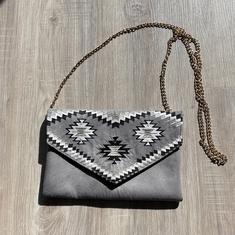 Aztec Patterned Crossbody from Shiraleah Chicago